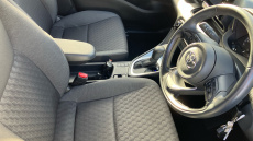 Toyota Yaris 1.5 Hybrid Icon 5dr CVT Hybrid Hatchback